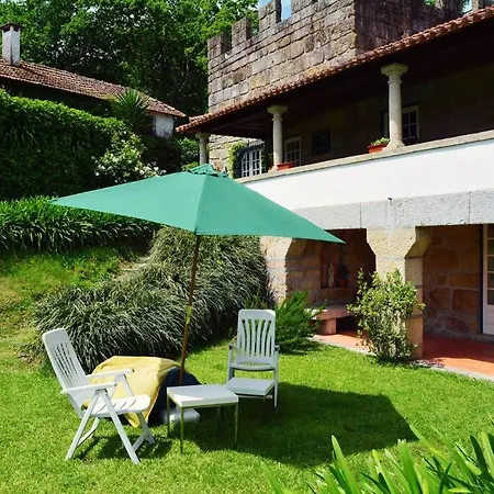 Casa De Travassos * Luzim